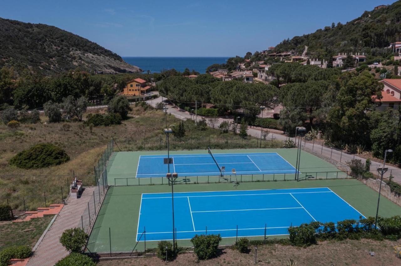 Elba Island Resort Pool & Tennis Nisporto Exterior photo